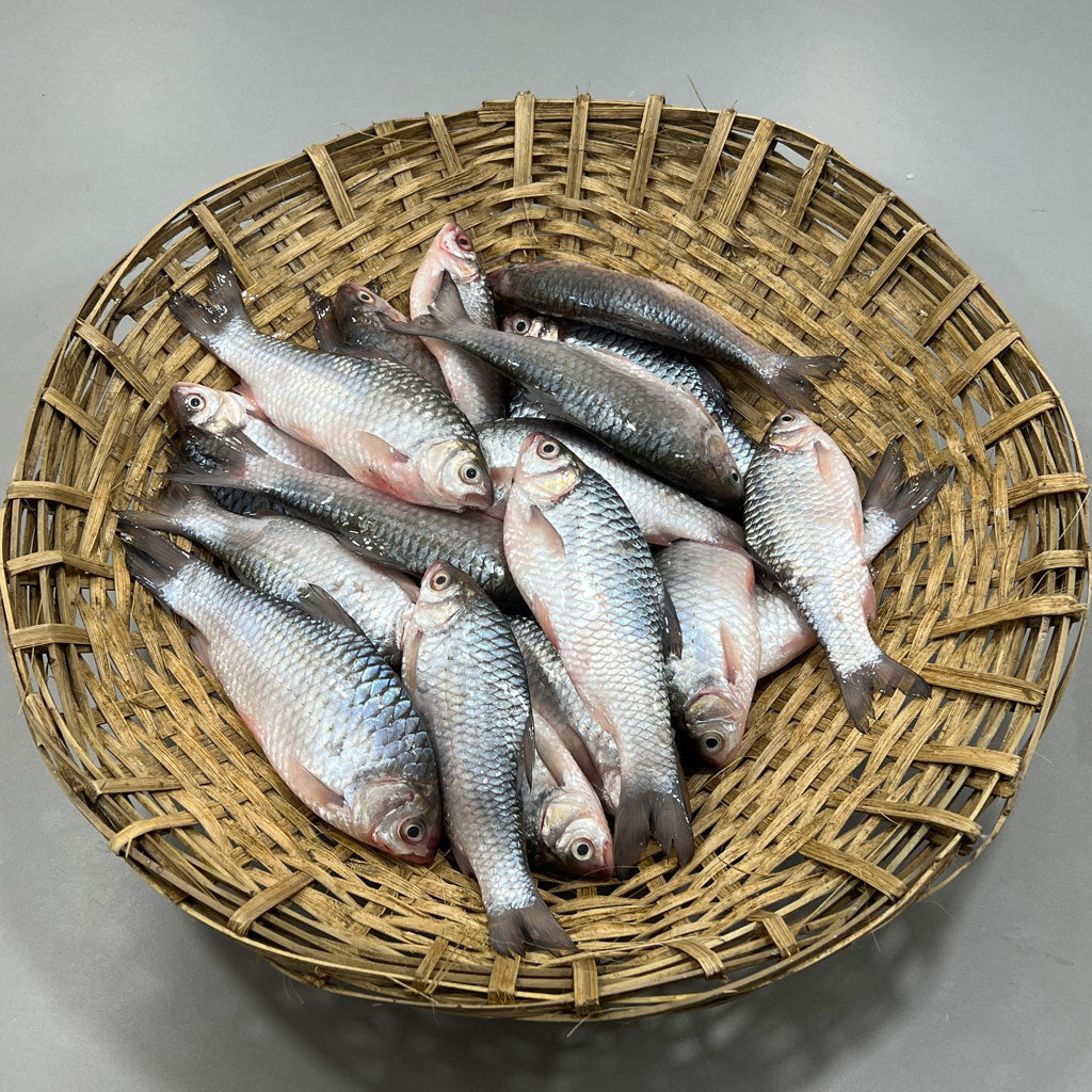 দেশি স্বরপুটি (৬-৮ পিসে কেজি) হাফ কেজি