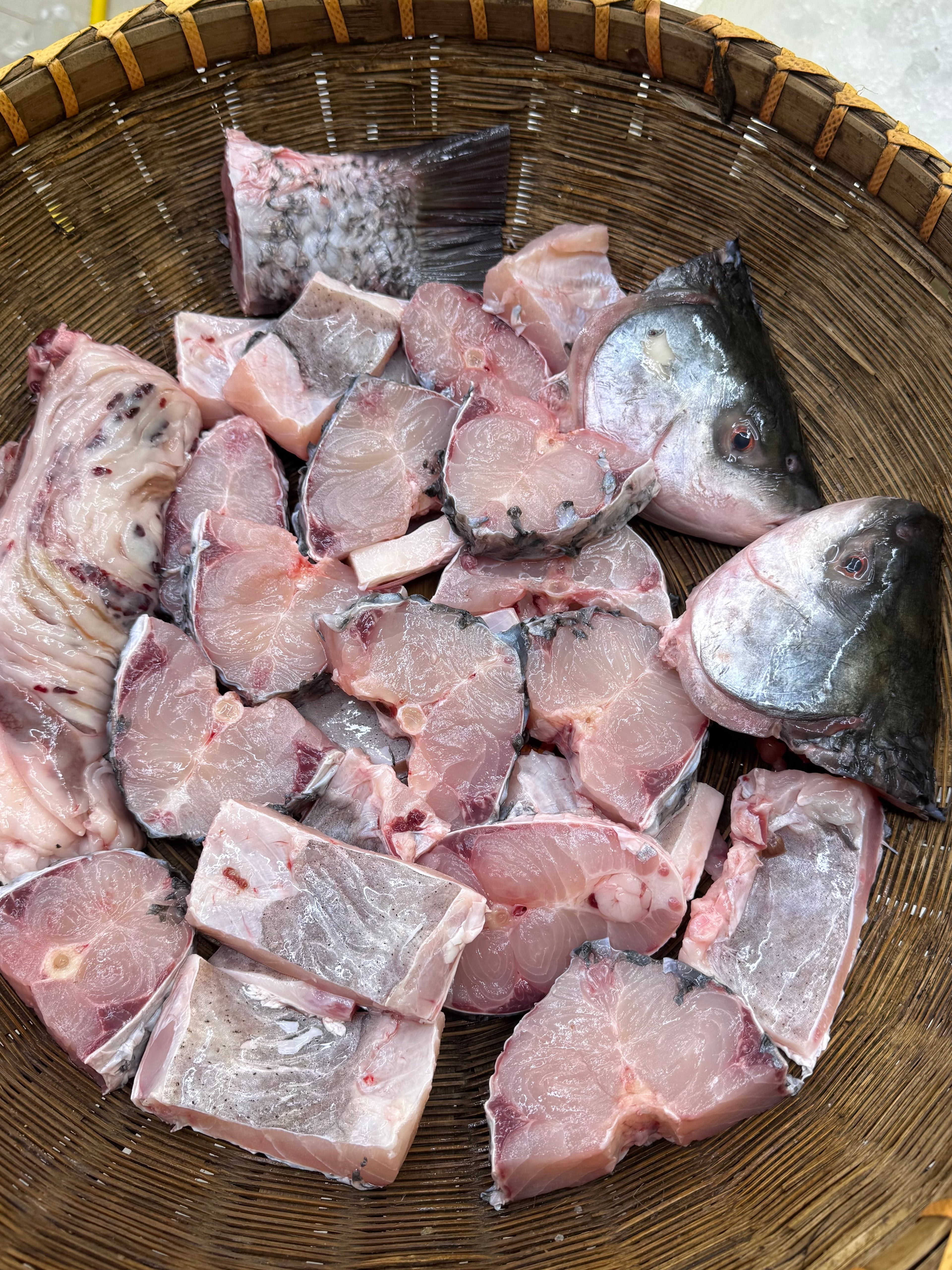 নদীর রুই- তিন থেকে সারে ৩ কেজি সাইজ পারকেজি- ৫৯০/-