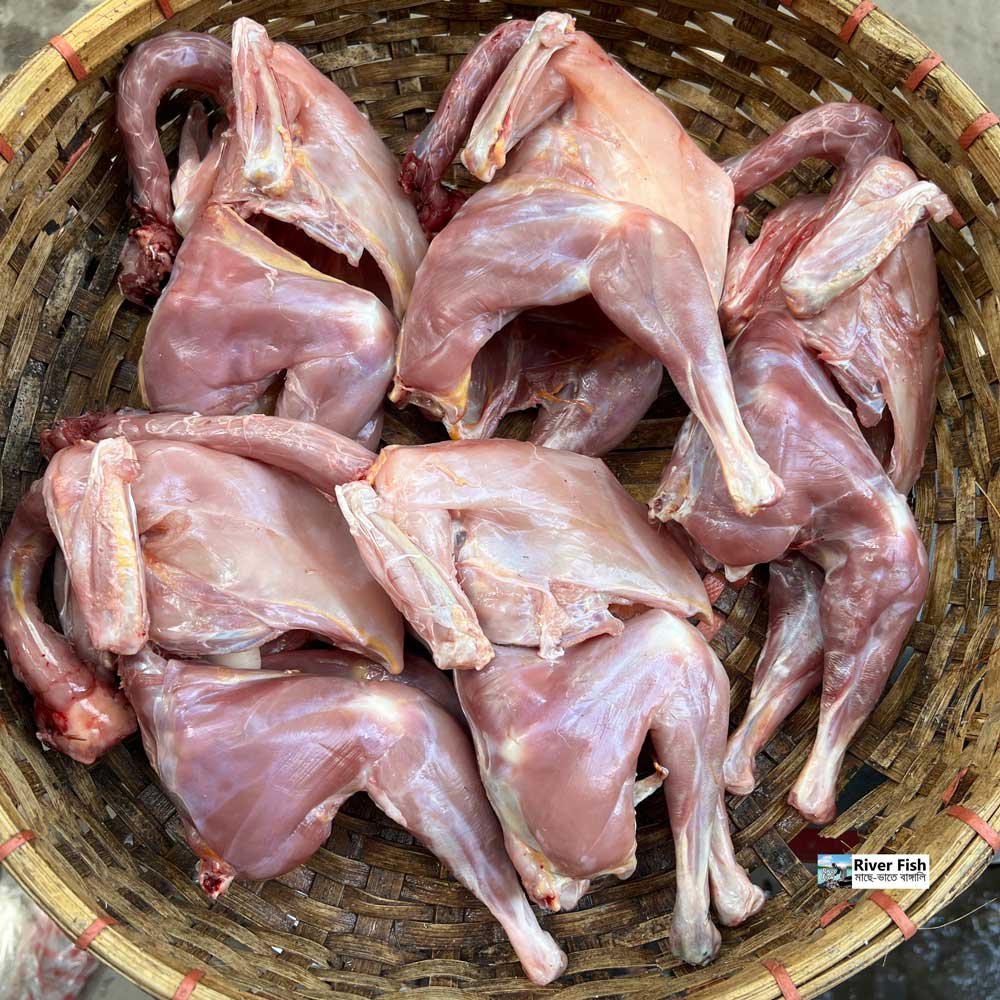 গ্রামের দেশি মোরগ ৯০০/৯৫০ গ্রাম সাইজ
