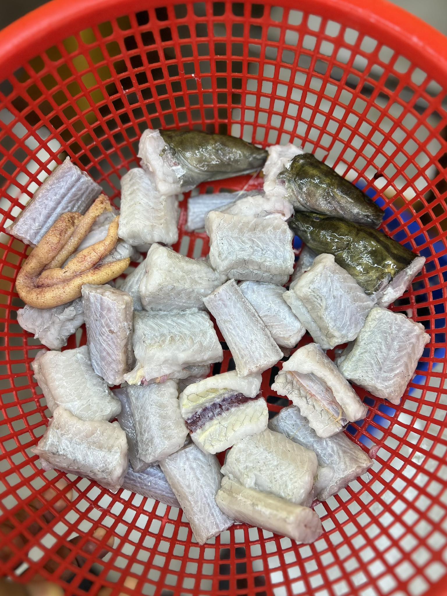 ধনু নদীর বড় বাইম-(৫/৬ পিসে কেজি) ১ কেজি